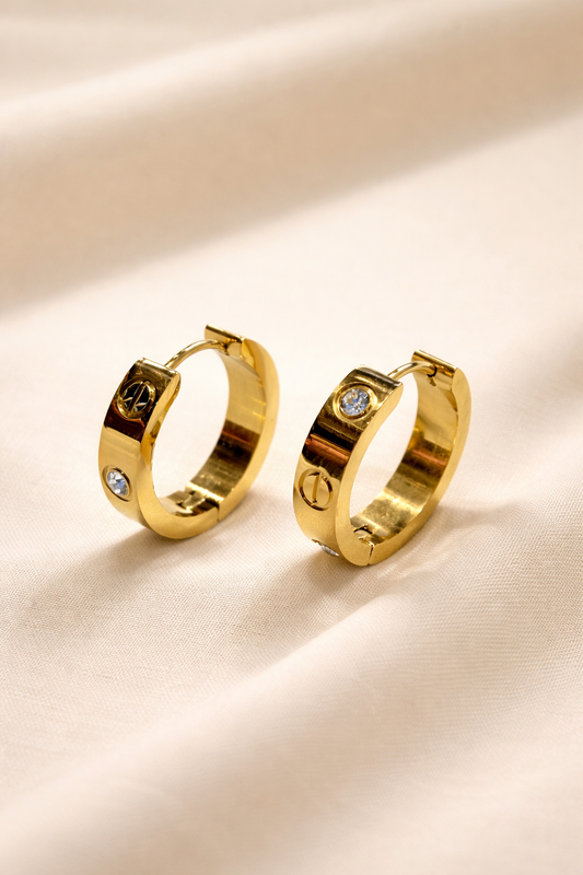 Timeless Gold Elegance 🤍✨