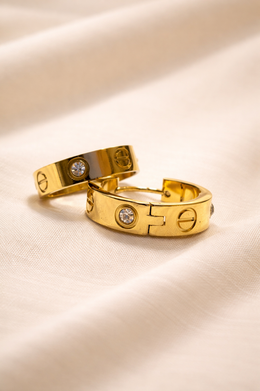 Timeless Gold Elegance 🤍✨